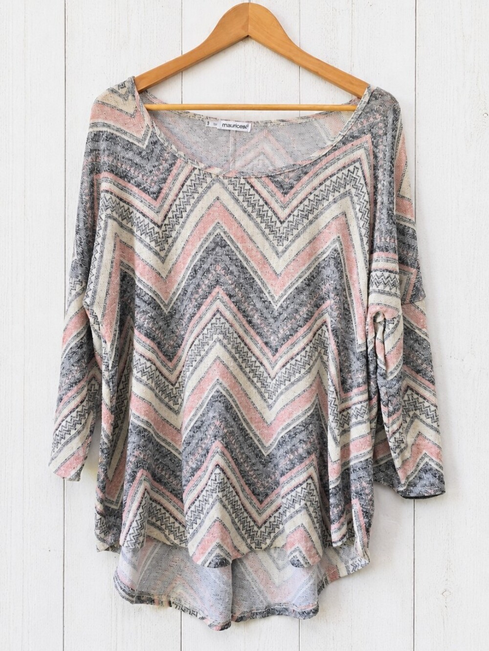 Maurices Relaxed Chevron Scoop Neck Tunic Size 3